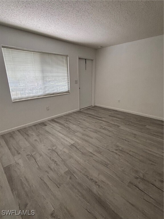 Foto del edificio - 3250 10th St N