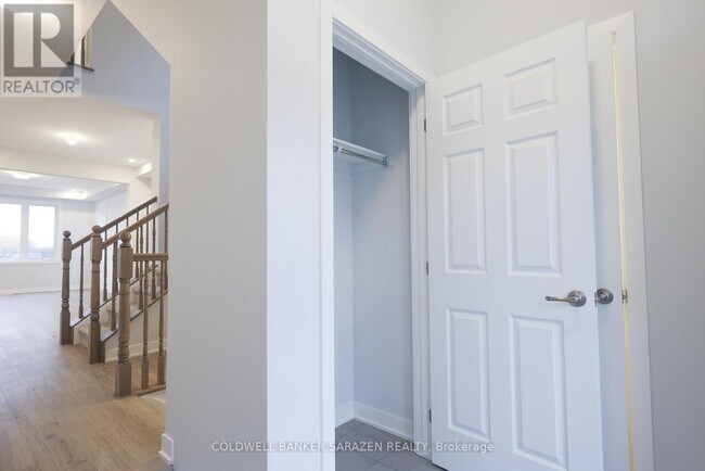 Building Photo - 623 Allied Mews