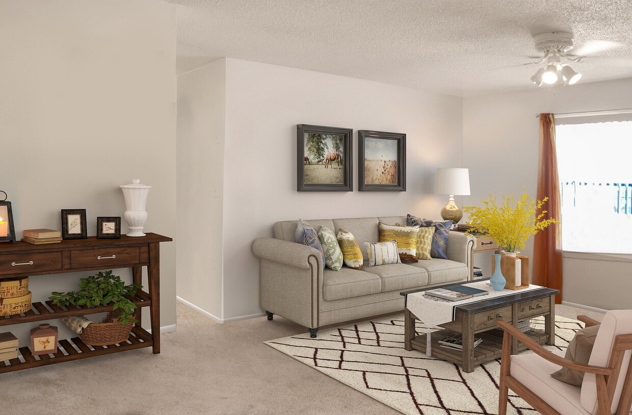 Primary Photo - Parkway Villas