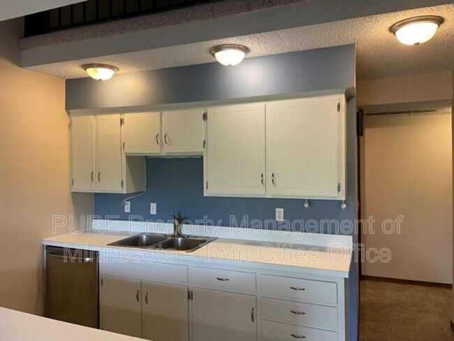 Foto del edificio - 14317 Fairway Dr