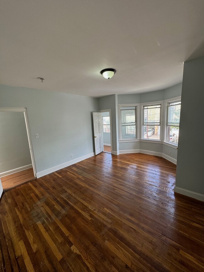 Building Photo - 90 Highland Ave