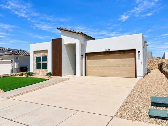 Foto del edificio - 12633 Middlesbrough Ave