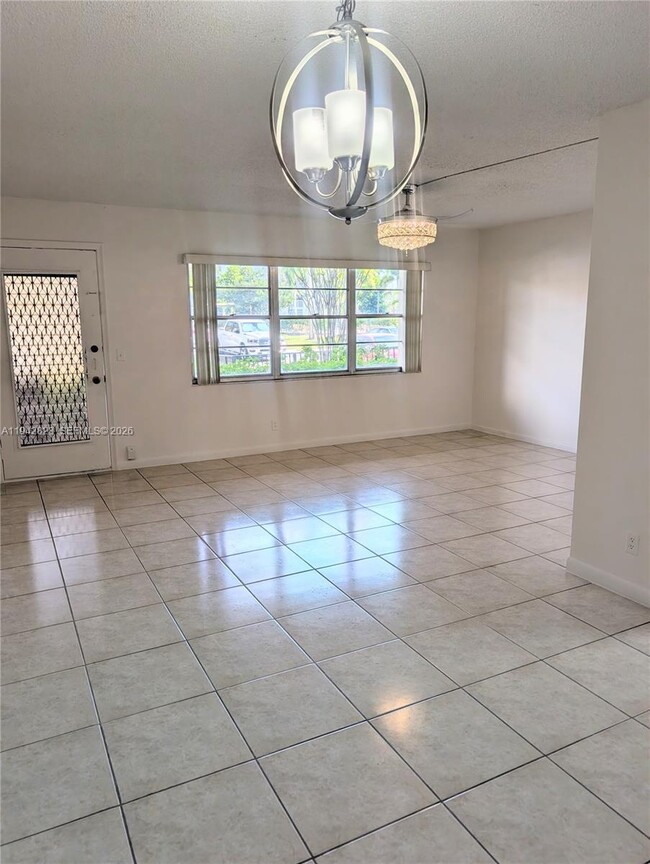 Building Photo - 850 SW 133rd Terrace