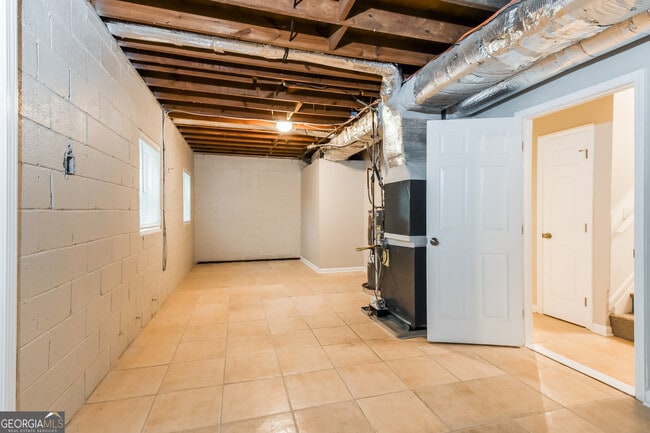 Foto del edificio - 8807 Crown Ct