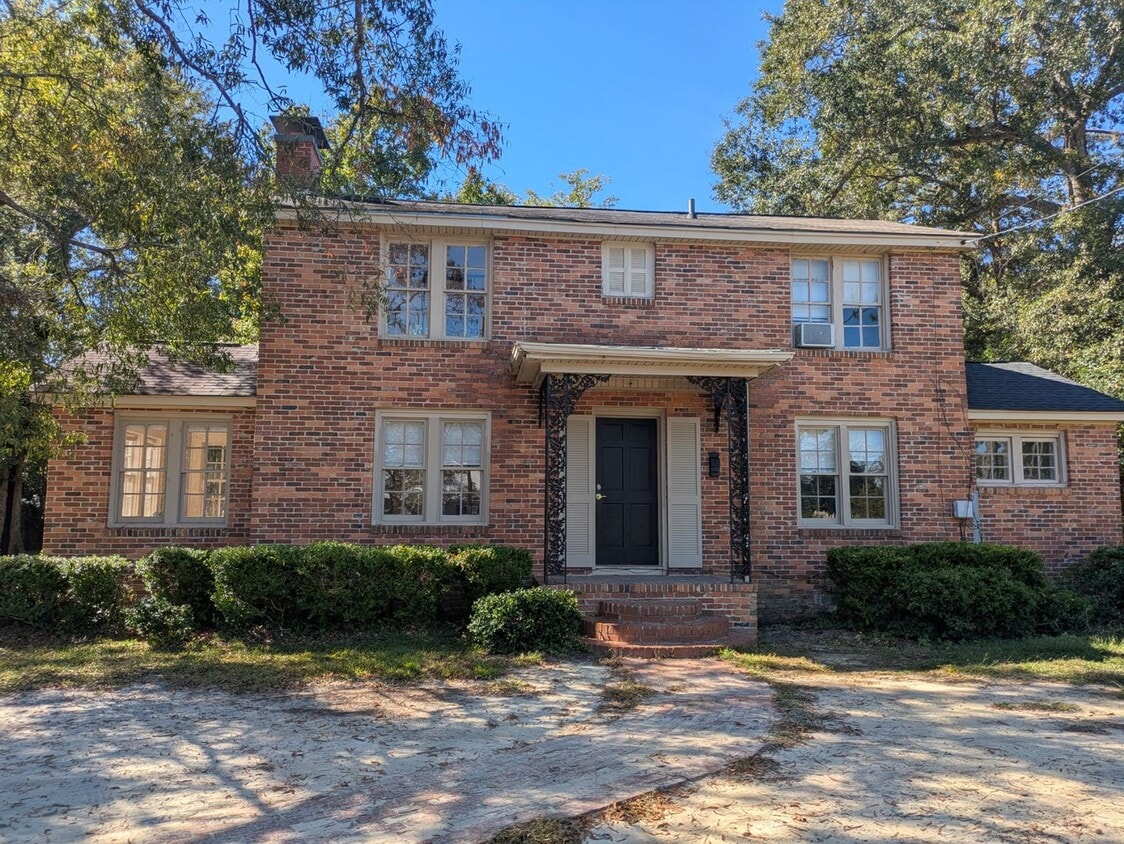 Primary Photo - Spacious Two Story Home