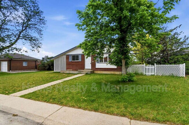 Foto del edificio - 10712 Loren Ln