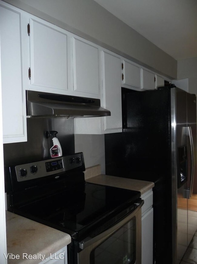 Building Photo - 4843 Shshone Dr