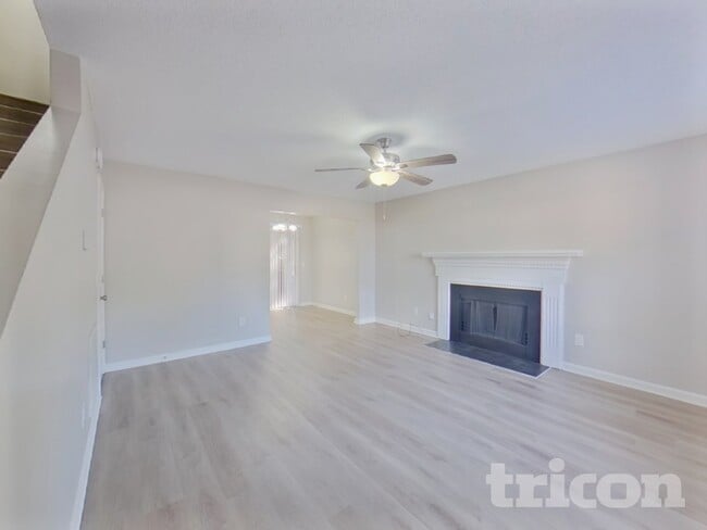 Building Photo - 104 Kells Dr