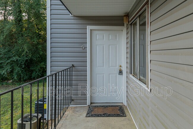 Foto del edificio - 1700 14th Ave E