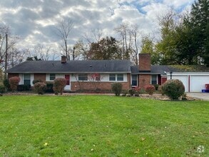 Building Photo - 5035 S Clunbury Rd