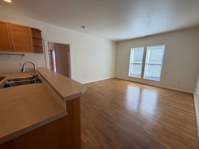 Foto del edificio - 3 Bedroom 2 bath single family house