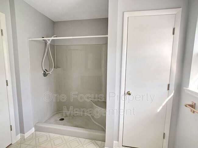 Foto del edificio - 957 Mosquito Valley Rd