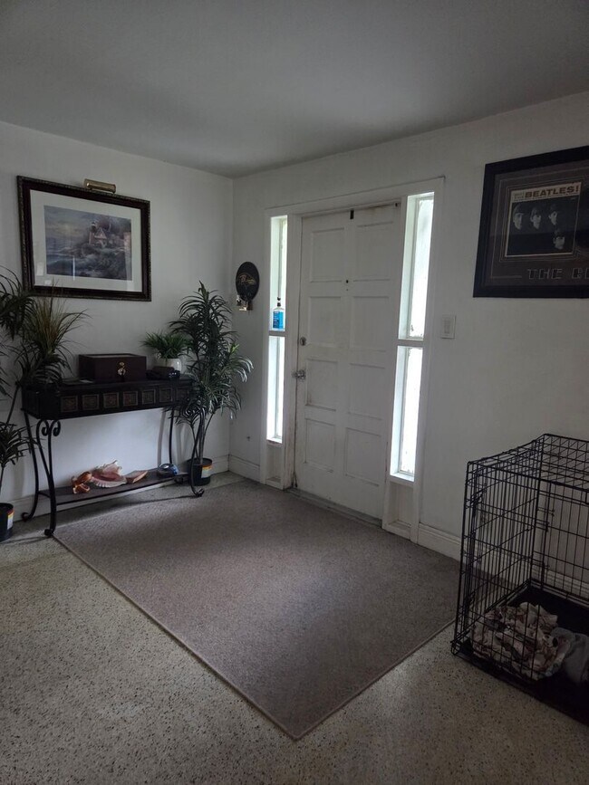 Photo - 2630 - YEAA SFH Apartment