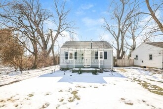 Building Photo - 1704 Willamet Rd