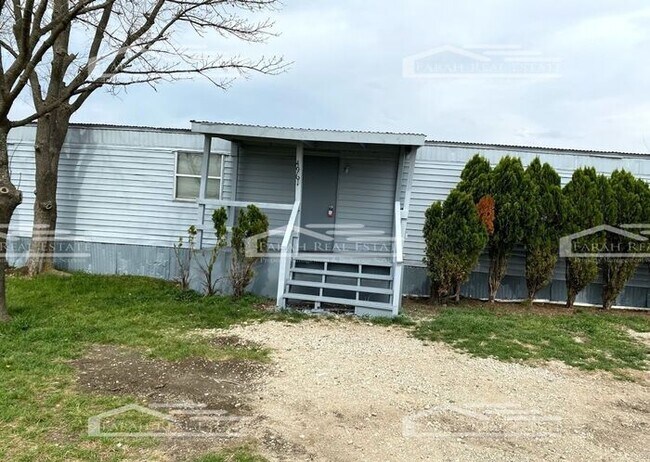 Building Photo - 3/2 Available in Midlothian!