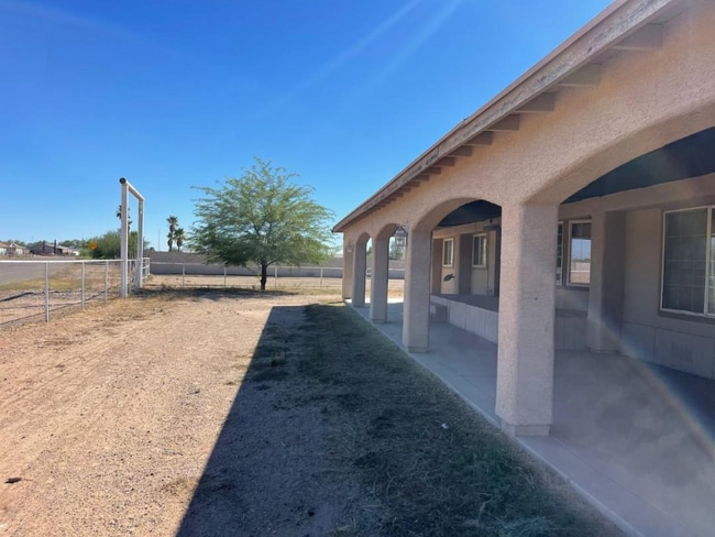 Foto del edificio - 7835 W Caballero Cir