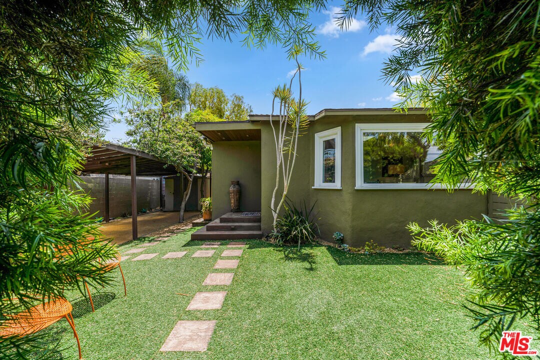 Foto principal - 12708 Short Ave