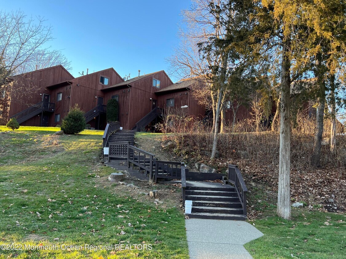4 Sugarbowl Ct Unit 3, Vernon Township, NJ 07462 Condo for Rent in