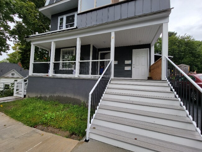 Building Photo - 15 Forestdale Rd