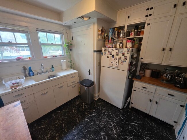 Foto del edificio - 2840 3rd St