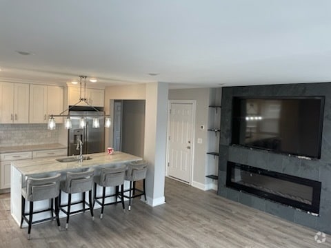 Building Photo - 36 Lawton Ave