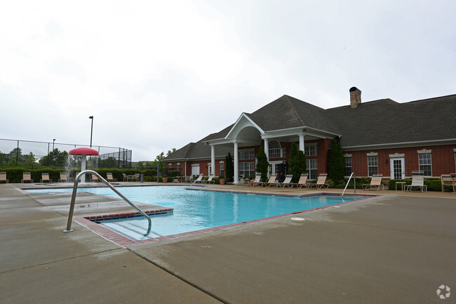 Building Photo - O'Fallon Lakes Apartments