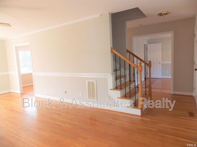 Building Photo - 409 Trinidad Ct