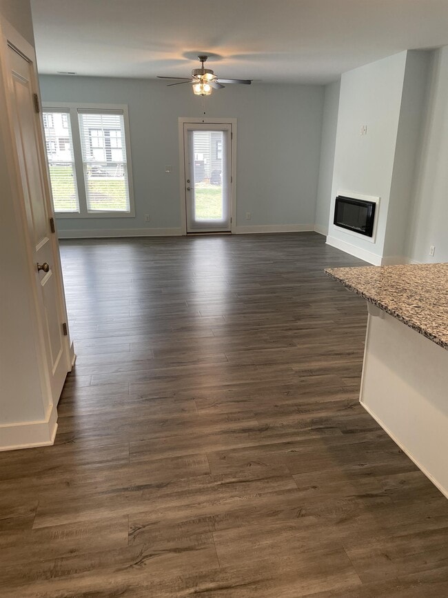 Photo - 120 English Commons Dr Townhome