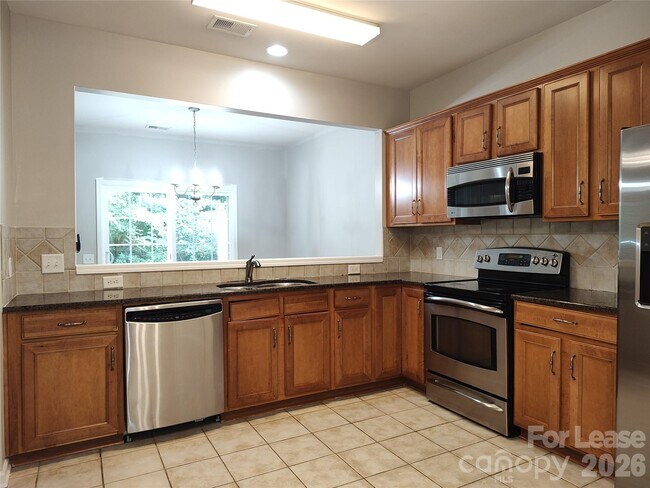 Foto del edificio - 8952 Kirkley View Ct