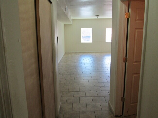 Foto del edificio - 274 Main St