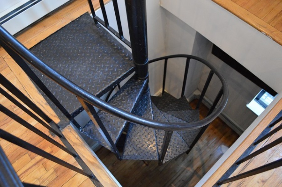 Spiral Staircase! - 169 Manhattan Ave
