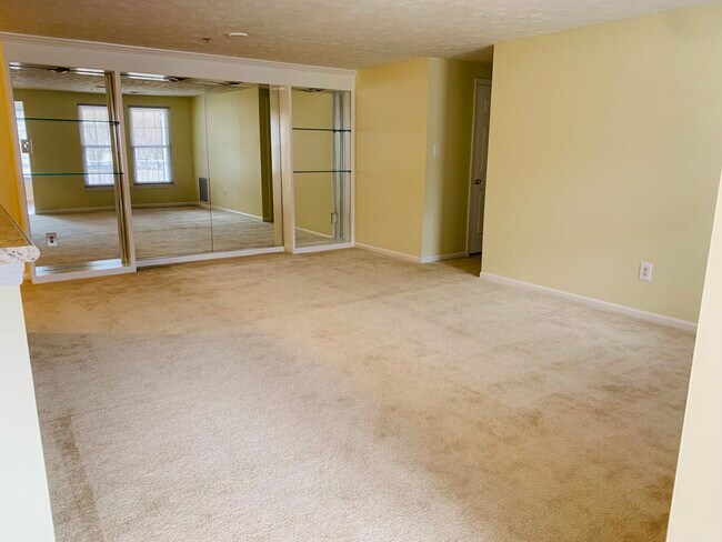 Living room - 12309 Ashmont Ct