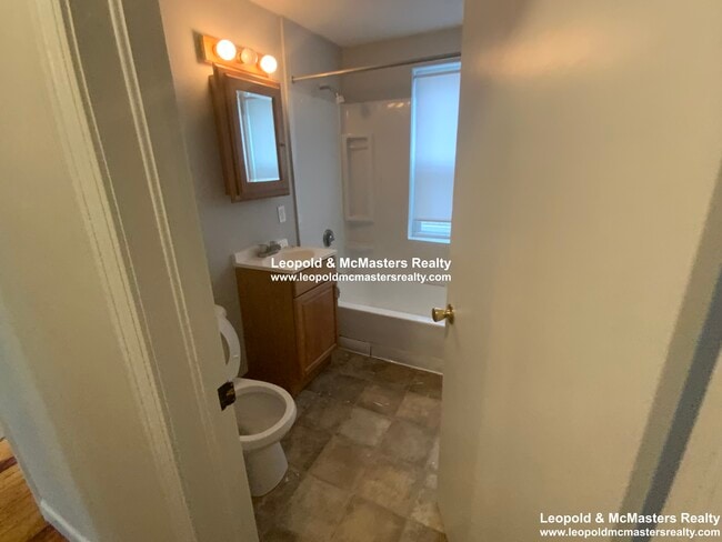 Building Photo - 1 Winship Pl