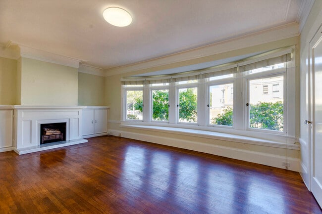 Foto del edificio - 2117 Pierce St