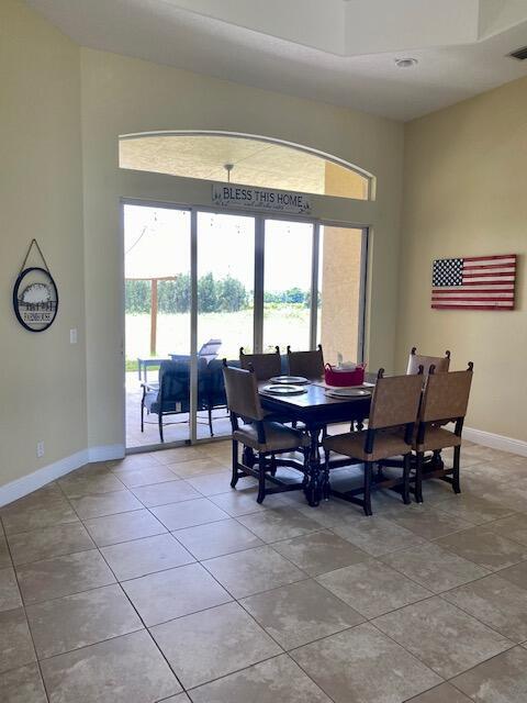 Building Photo - 2323 Prarieview Dr