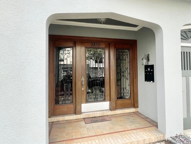 Foto del edificio - 3BR/2BA Renovated! Charm Galore! Cow Hollo...