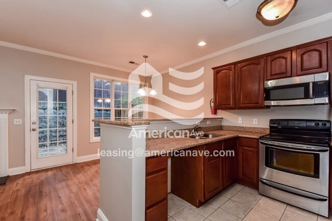 Foto del edificio - 115 Park Ridge Way