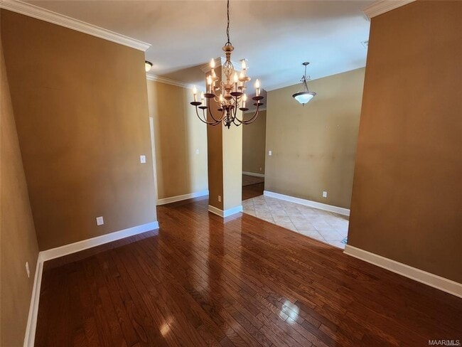 Building Photo - 9354 Wrens Way