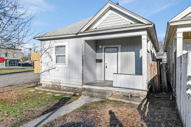 Foto del edificio - Cozy 2/1 Home Near Kendall Yards