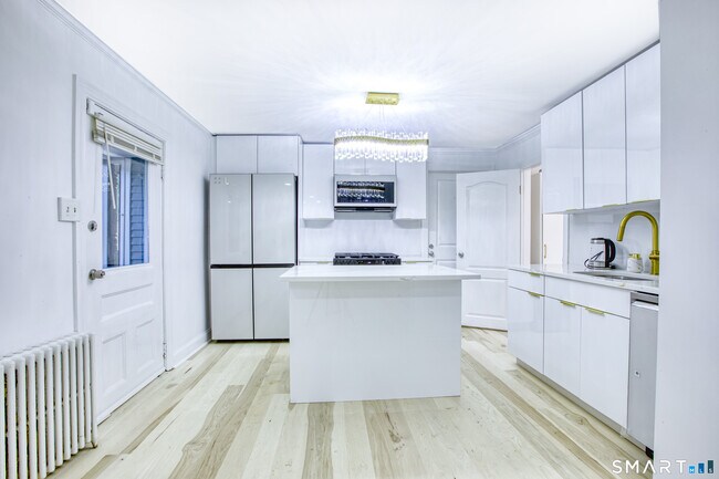 Foto del edificio - 115 Wilton Rd