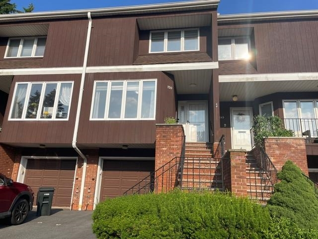 Primary Photo - 150 Marion Dr