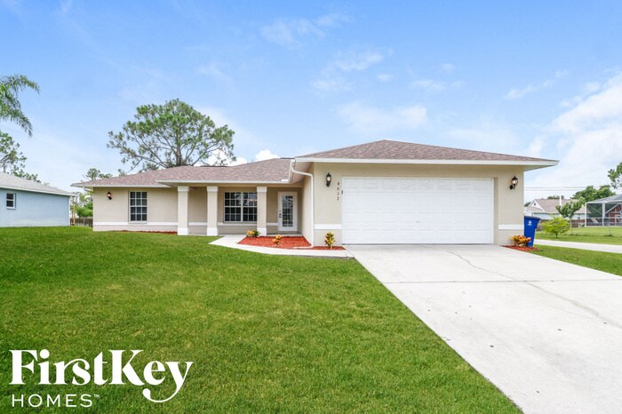 Foto principal - 4617 4th St W