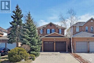 Building Photo - 3452 Cherrington Crescent