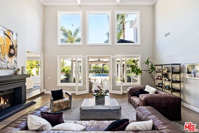 Building Photo - 5325 Collingwood Cir