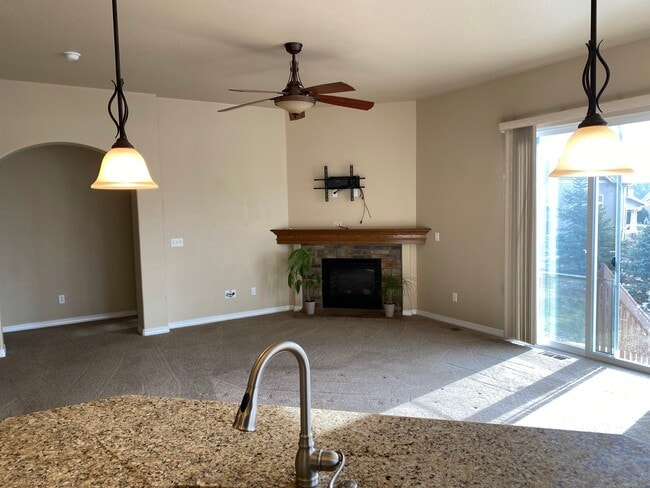 Building Photo - 5843 Adamants Dr