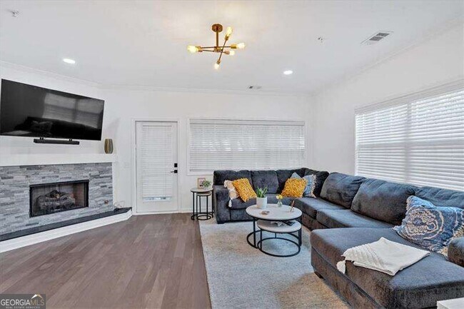 Building Photo - 1543 Springleaf Cove SE