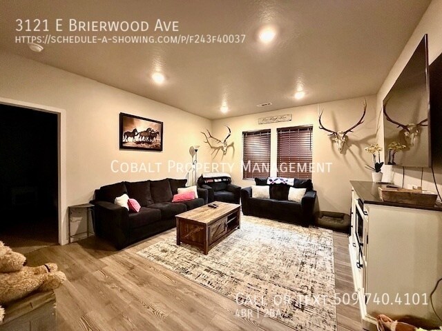 Foto del edificio - 3121 E Brierwood Ave