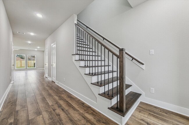 Building Photo - 6838 Westover St