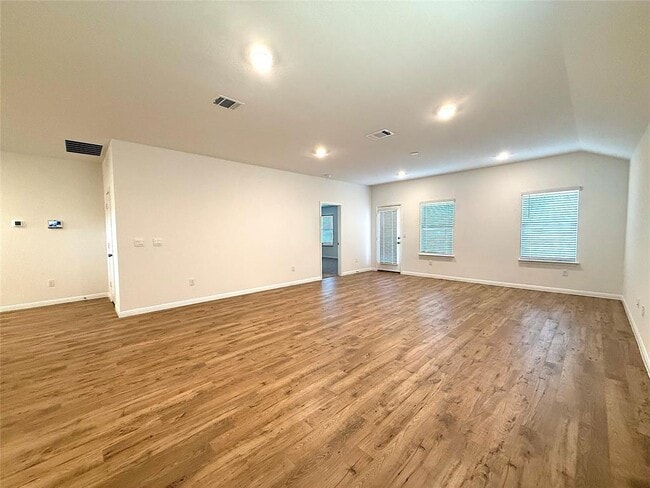 Building Photo - 1917 Buntline Hitch Dr