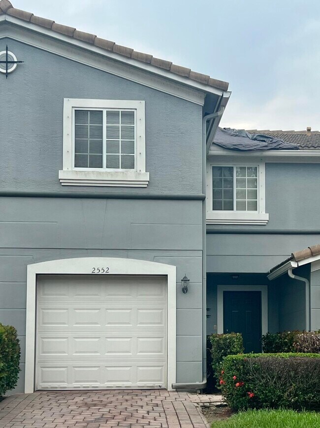 Building Photo - 2552 Marshfield Ct